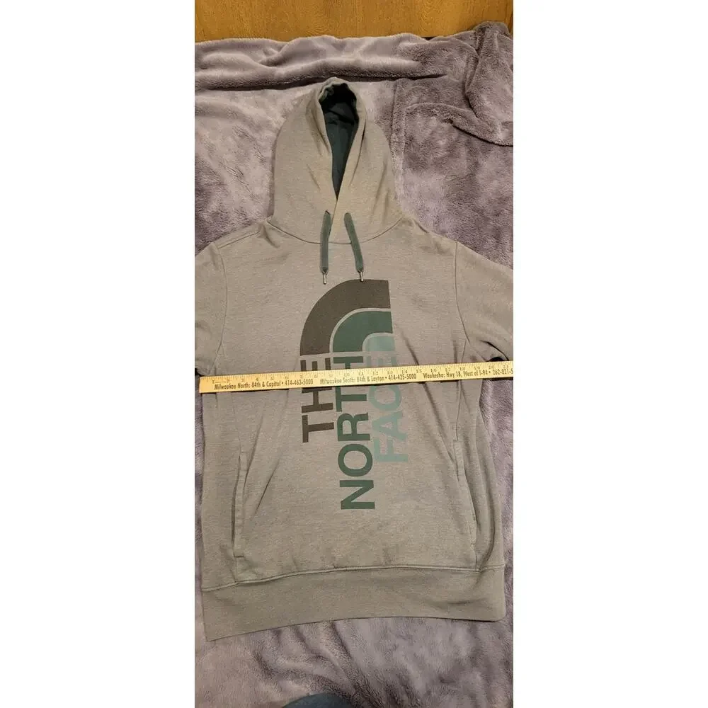 The North Face Gray Sweatshirt with Green Logo Men's M Pullover Outdoor Casual